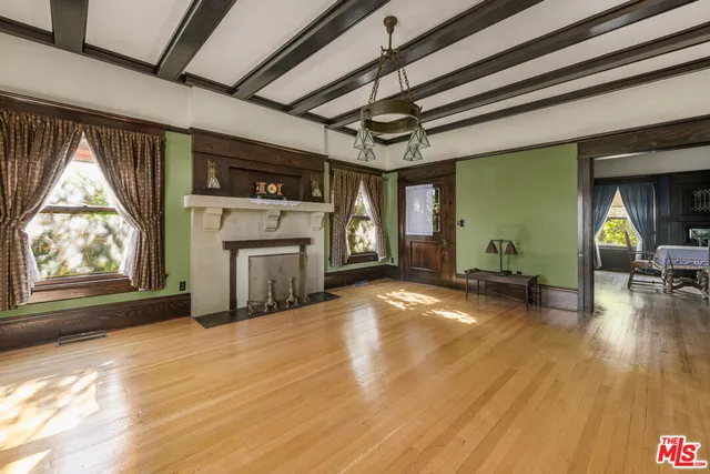 $1,799,000 | 1049 Elden Avenue, Los Angeles, CA 90006