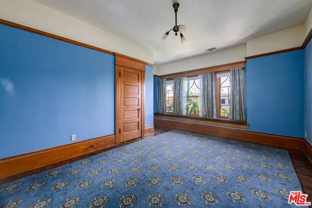 $1,799,000 | 1049 Elden Avenue, Los Angeles, CA 90006