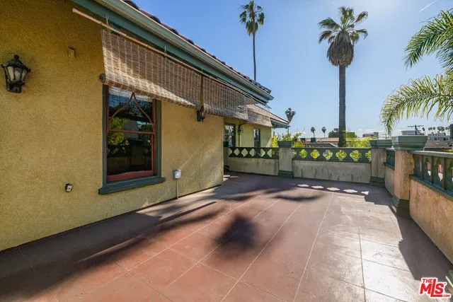 $1,799,000 | 1049 Elden Avenue, Los Angeles, CA 90006