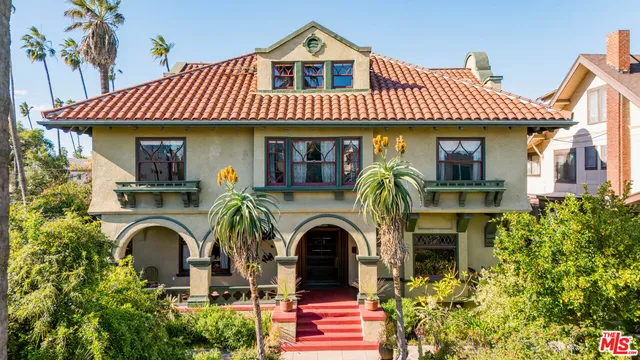 $1,799,000 | 1049 Elden Avenue, Los Angeles, CA 90006