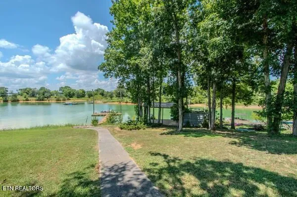 $580,000 | 1369 Paradise Lane, Dandridge, TN 37725