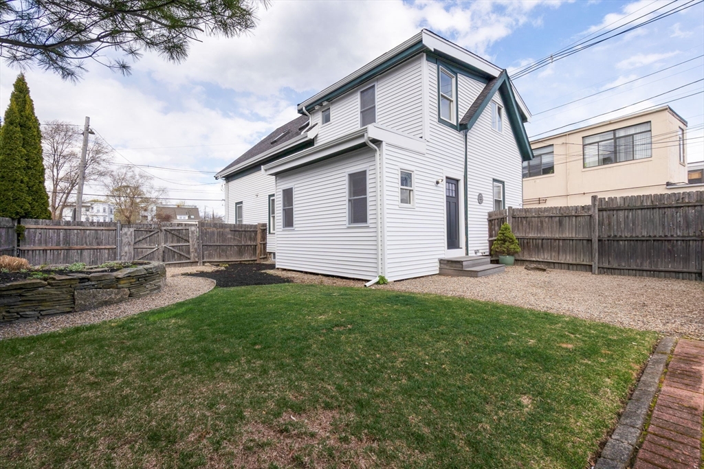 142 Elliott Street, Unit 2 Beverly, MA 01915 - Photo 2 of 23