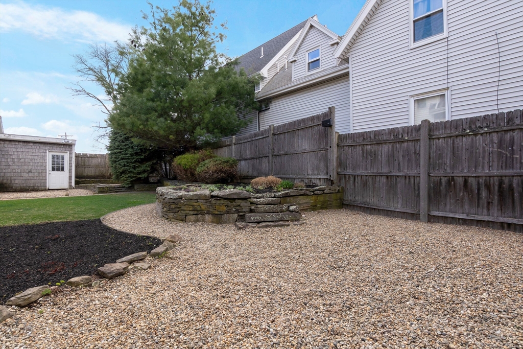 142 Elliott Street, Unit 2 Beverly, MA 01915 - Photo 23 of 23