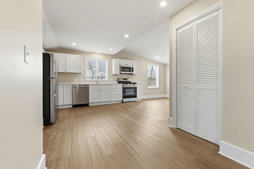 142 Elliott Street, Unit 2 Beverly, MA 01915 - Photo 8 of 23