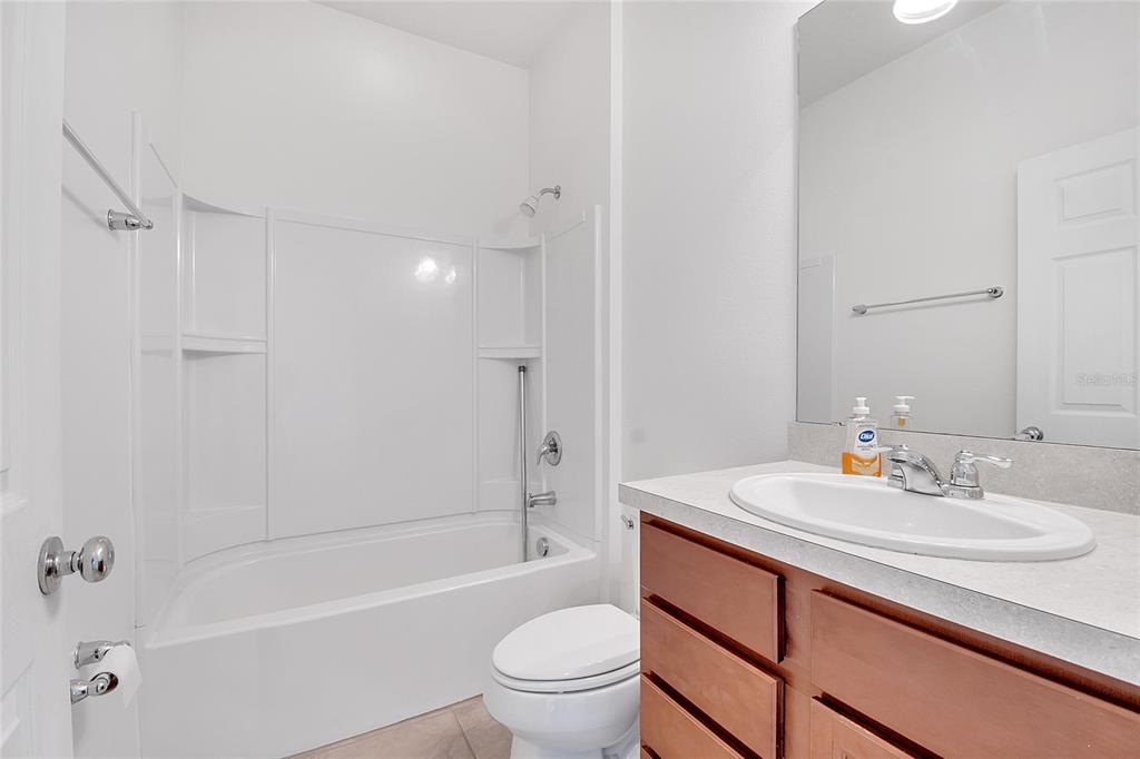 3512 Southern Cross Loop Kissimmee, FL 34744 - Photo 16 of 44