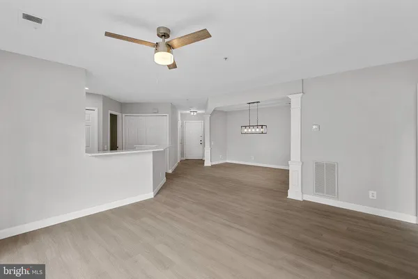 $2,450 | 21850 Locomotive Terrace, Unit 202, Sterling, VA 20166