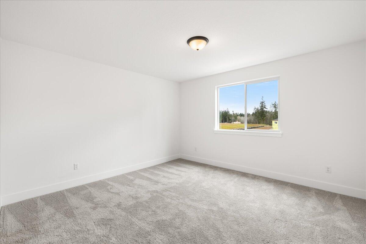 107 Butte Springs Trail, Unit 469 Eagle Point, OR 97524 - Photo 35 of 39 28-17541 SW Wapato Island Dr-28