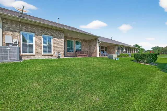 $258,500 | 3630 Teakwood Drive, Pearland, TX 77584