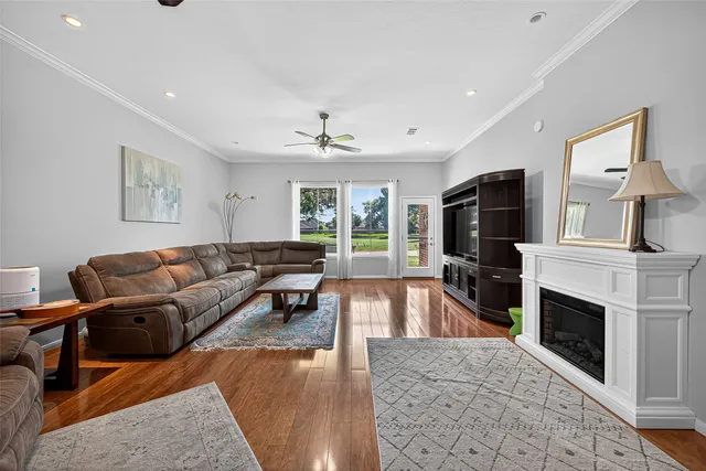 $258,500 | 3630 Teakwood Drive, Pearland, TX 77584