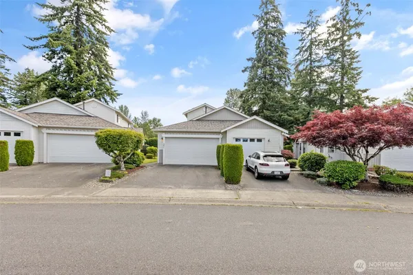 $450,000 | 12421 63rd Avenue East, Puyallup, WA 98373