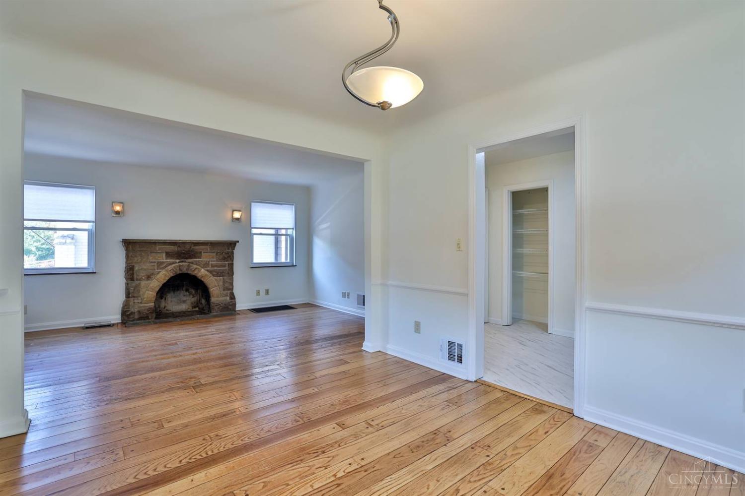 6842 Roe Street Cincinnati, OH 45227 - Photo 8 of 32 Gallery Image 8