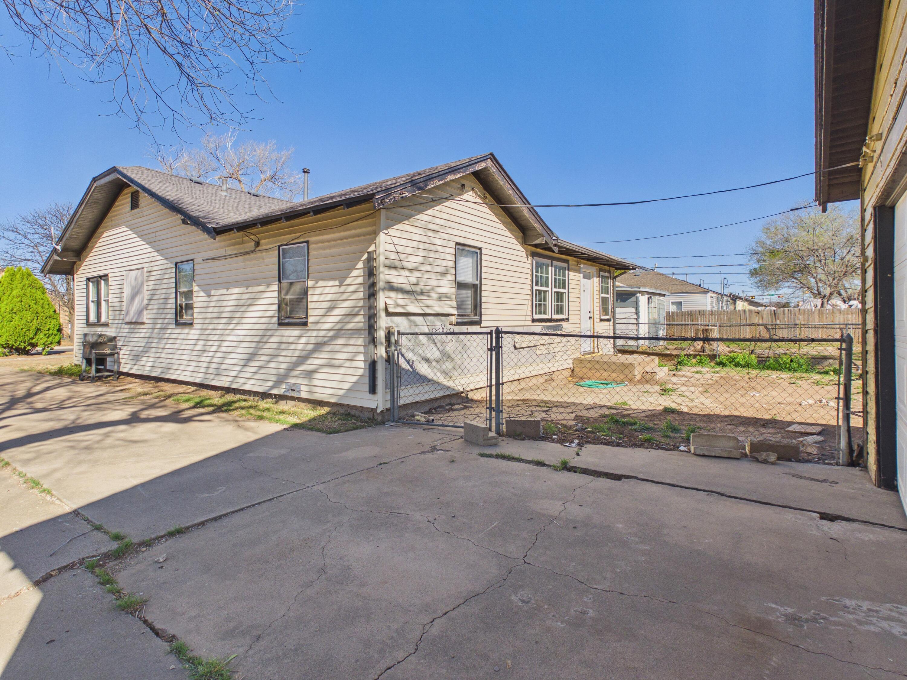 3411 South Polk Street Amarillo, TX 79110 - Photo 5 of 25 CAM06442G6-PR0016-STILL007