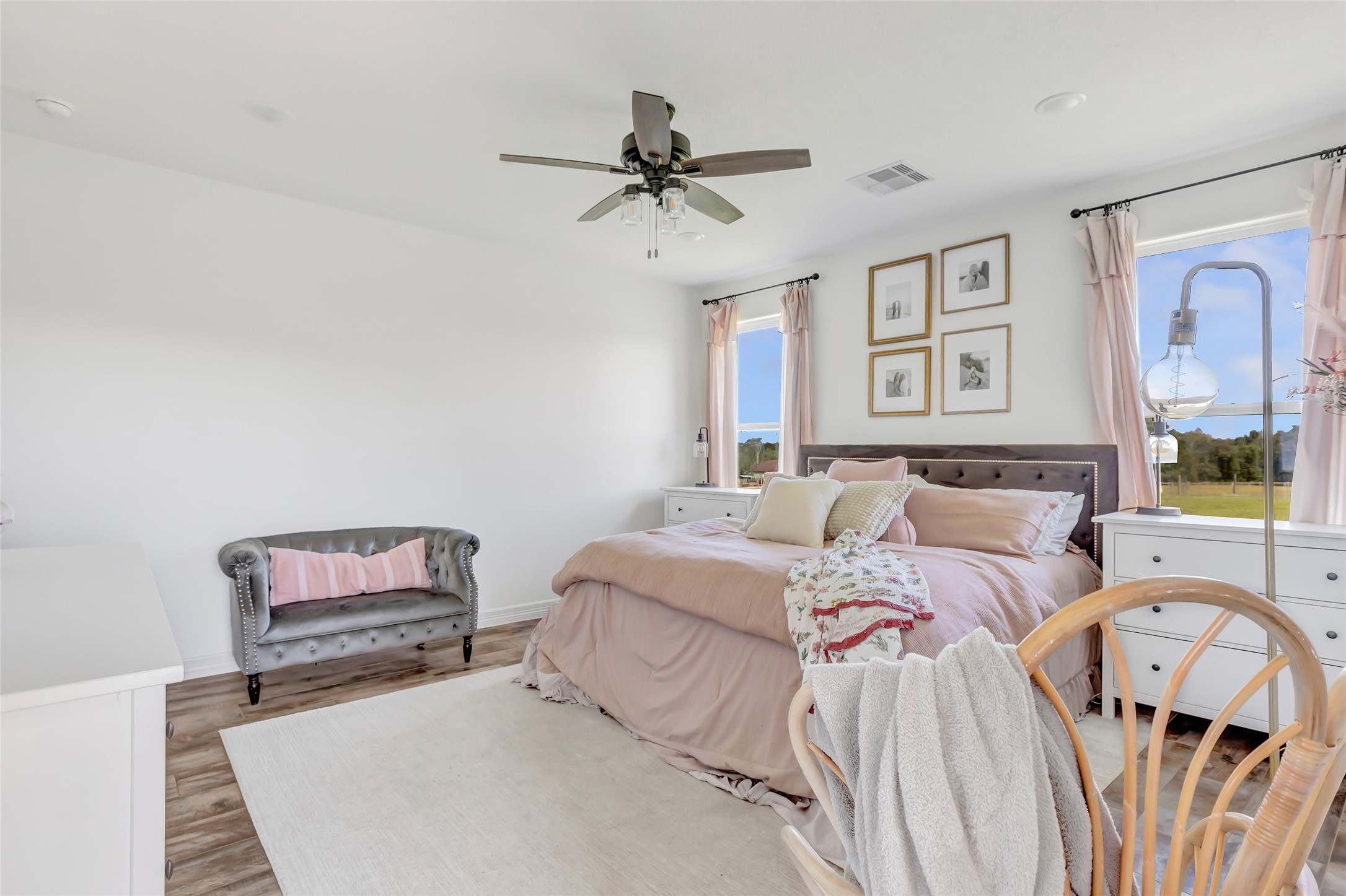 136 Timber Ridge Road Liberty, TX 77575 - Photo 21 of 50 a bedroom with a bed and window