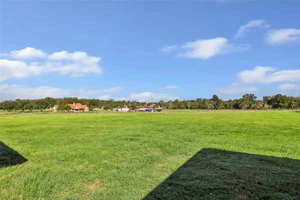 $699,000 | 136 Timber Ridge Road, Liberty, TX 77575