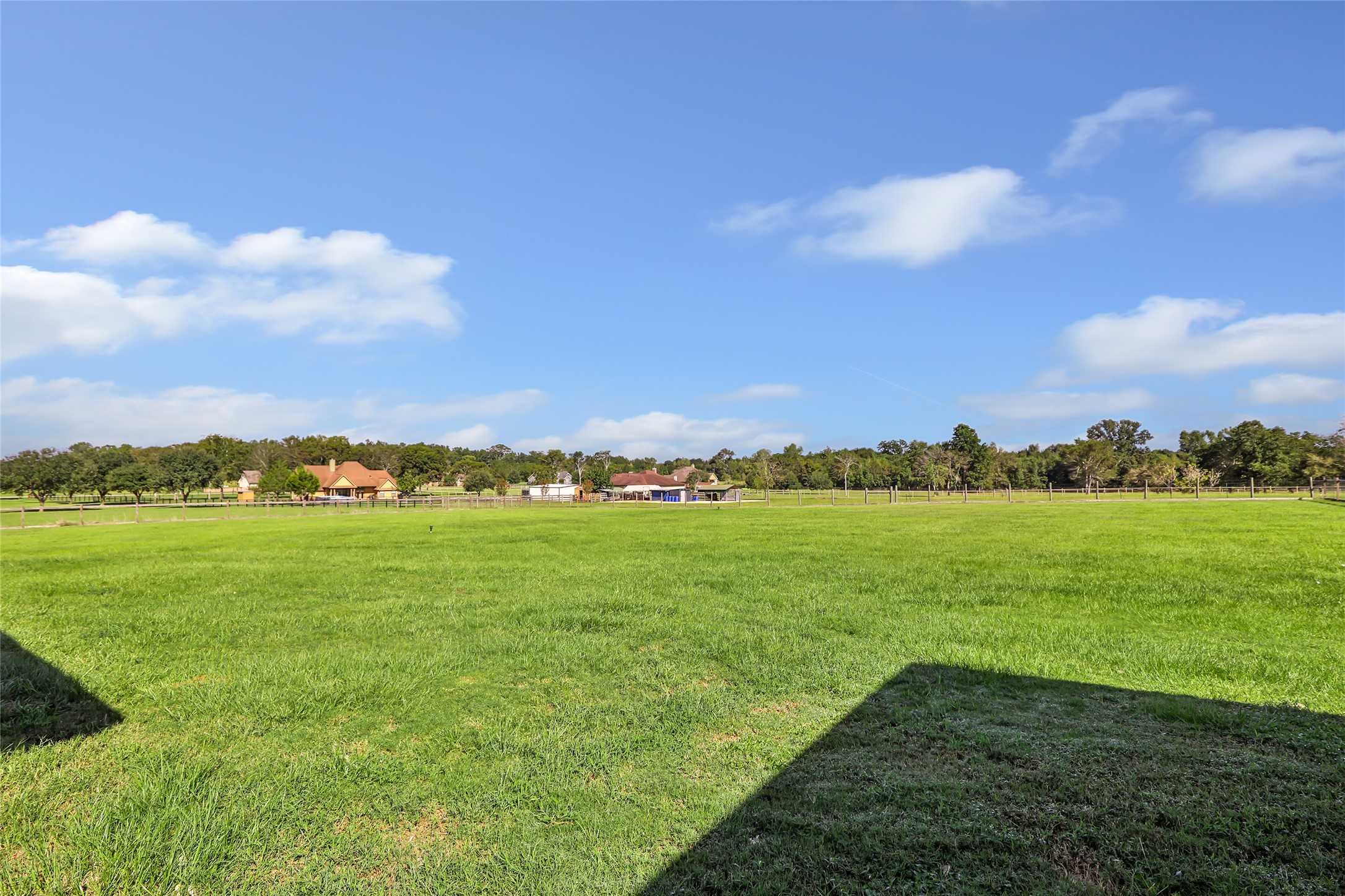 136 Timber Ridge Road Liberty, TX 77575 - Photo 39 of 50 a view of an ocean and a yard