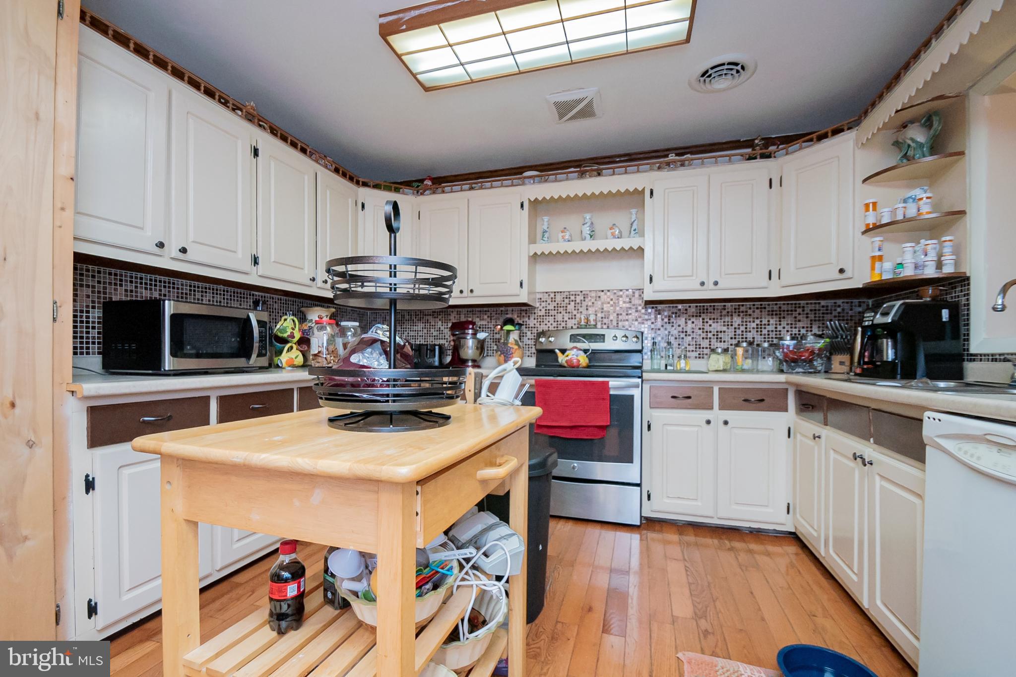 56 Tonys Road Elkton, MD 21921 - Photo 22 of 39 Kitchen