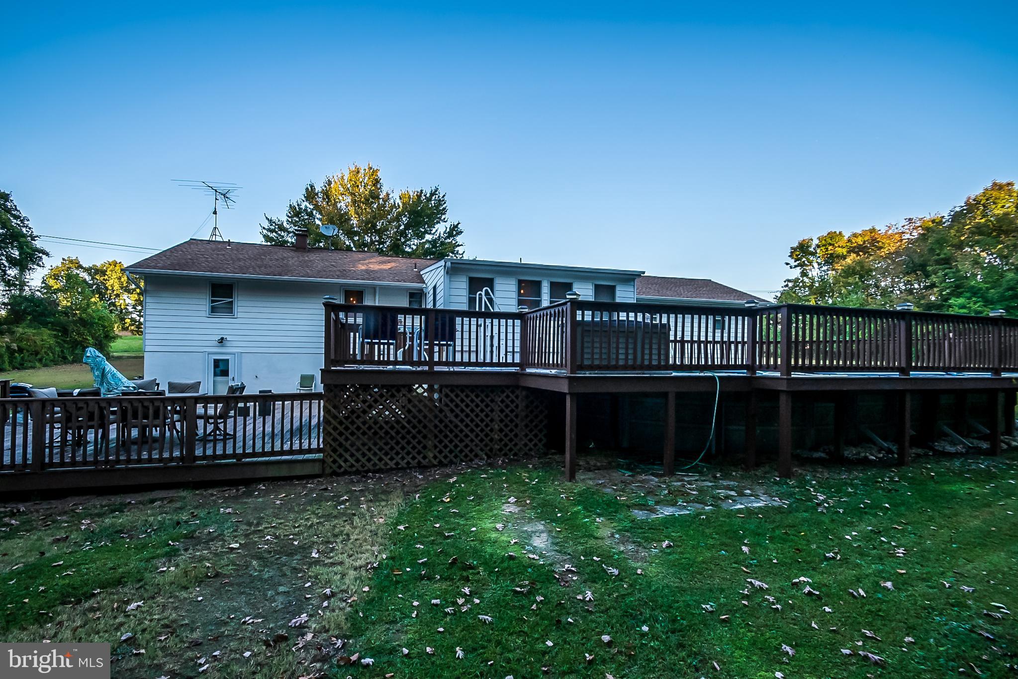 56 Tonys Road Elkton, MD 21921 - Photo 8 of 39 Rear Deck and Pool