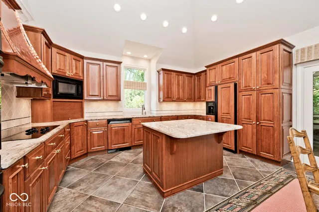 $549,000 | 3325 Nottinghill Drive East, Plainfield, IN 46168