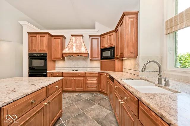 $549,000 | 3325 Nottinghill Drive East, Plainfield, IN 46168