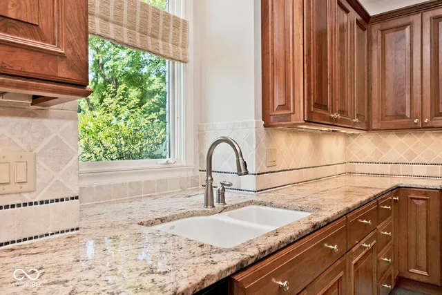 $549,000 | 3325 Nottinghill Drive East, Plainfield, IN 46168