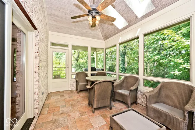 $549,000 | 3325 Nottinghill Drive East, Plainfield, IN 46168