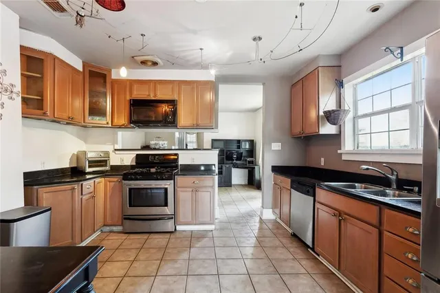 $399,000 | 719 Atlantic Avenue, New Orleans, LA 70114