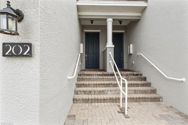 $5,000 | 16521 Goldenrod Lane, Unit 202, Fort Myers, FL 33905