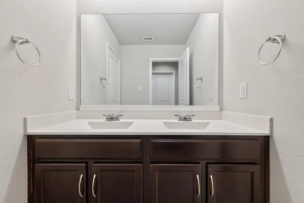 $2,200 | 3015 Lightles Manor Court, Katy, TX 77494