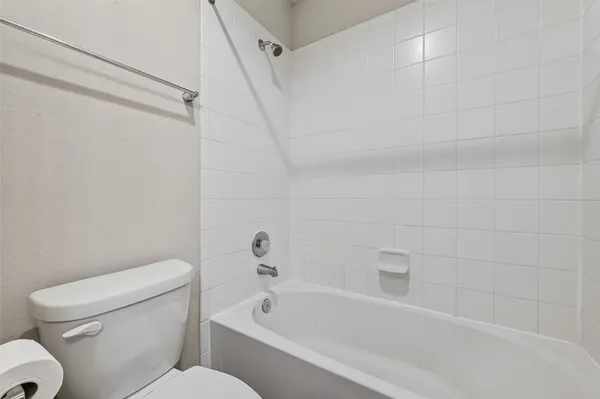 $2,200 | 3015 Lightles Manor Court, Katy, TX 77494