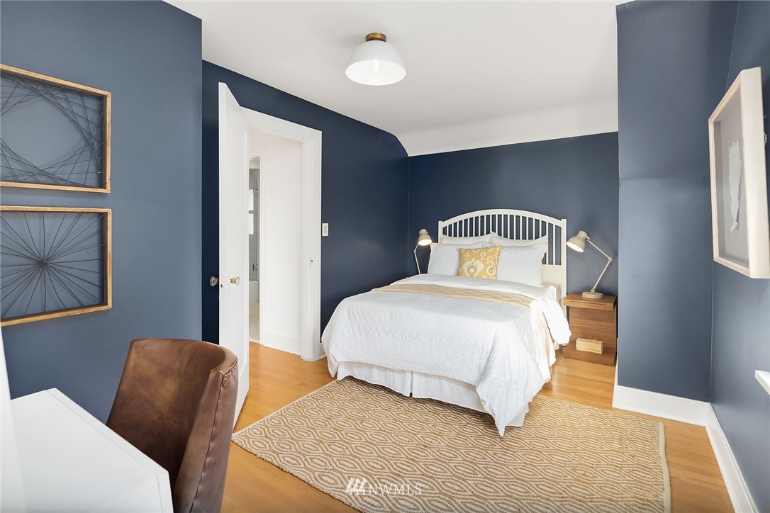823 West Howe Street Seattle, WA 98119 - Photo 18 of 27 Gallery Image 18