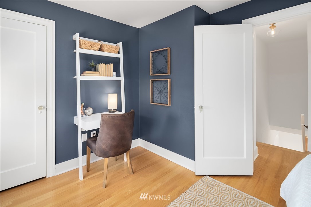 823 West Howe Street Seattle, WA 98119 - Photo 19 of 27 Gallery Image 19