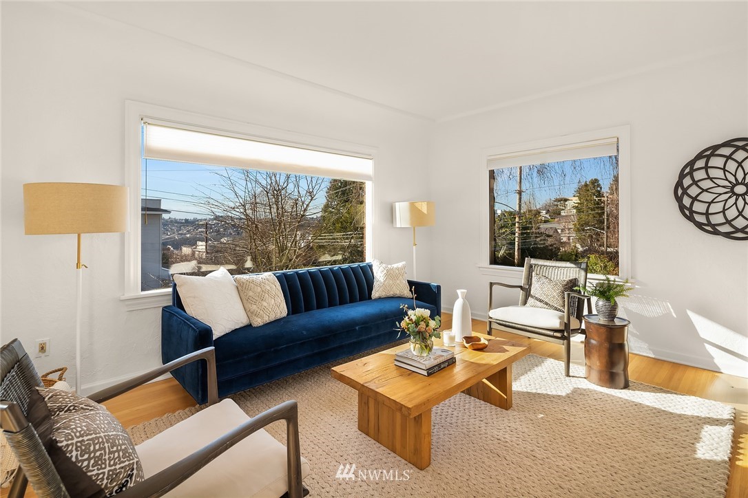 823 West Howe Street Seattle, WA 98119 - Photo 6 of 27 Gallery Image 6