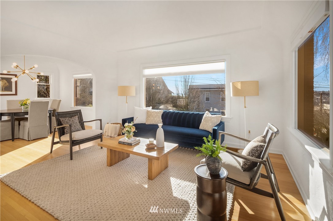 823 West Howe Street Seattle, WA 98119 - Photo 7 of 27 Gallery Image 7