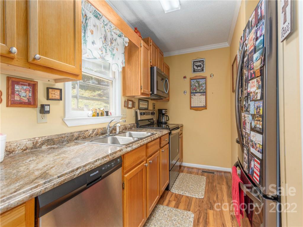 342 Rocky Top Road Maggie Valley, NC 28751 - Photo 7 of 13 Gallery Image 7