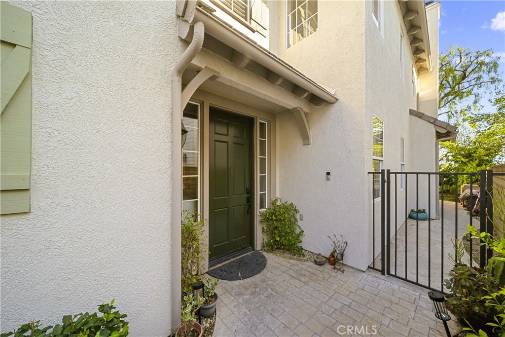 23912 Lakeside Road Valencia, CA 91355 - Photo 12 of 75