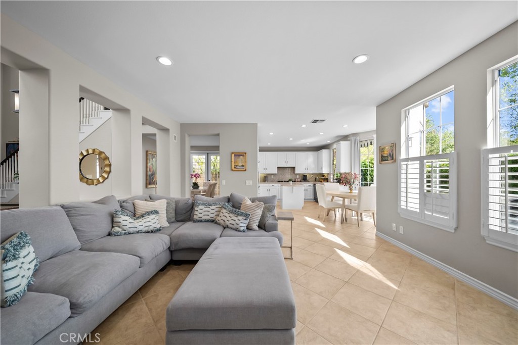 23912 Lakeside Road Valencia, CA 91355 - Photo 17 of 75