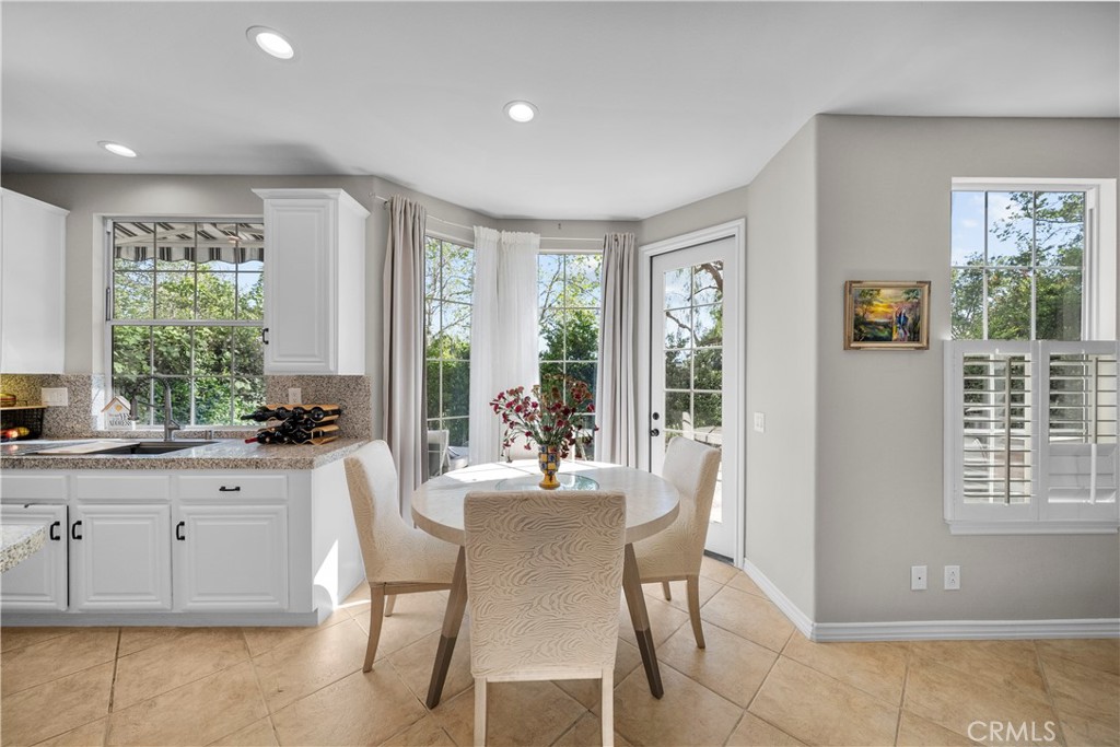 23912 Lakeside Road Valencia, CA 91355 - Photo 20 of 75