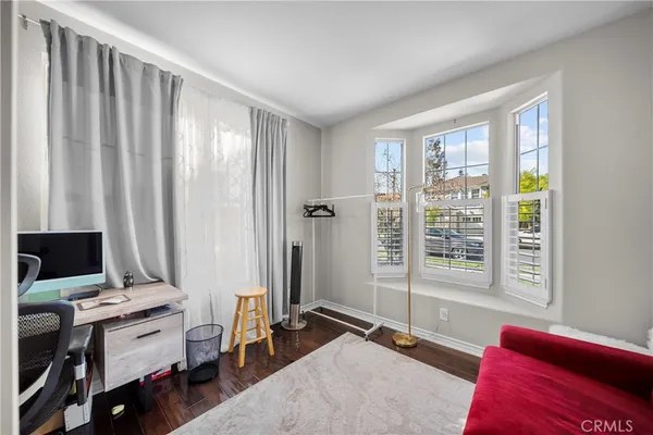 $1,298,800 | 23912 Lakeside Road, Valencia, CA 91355