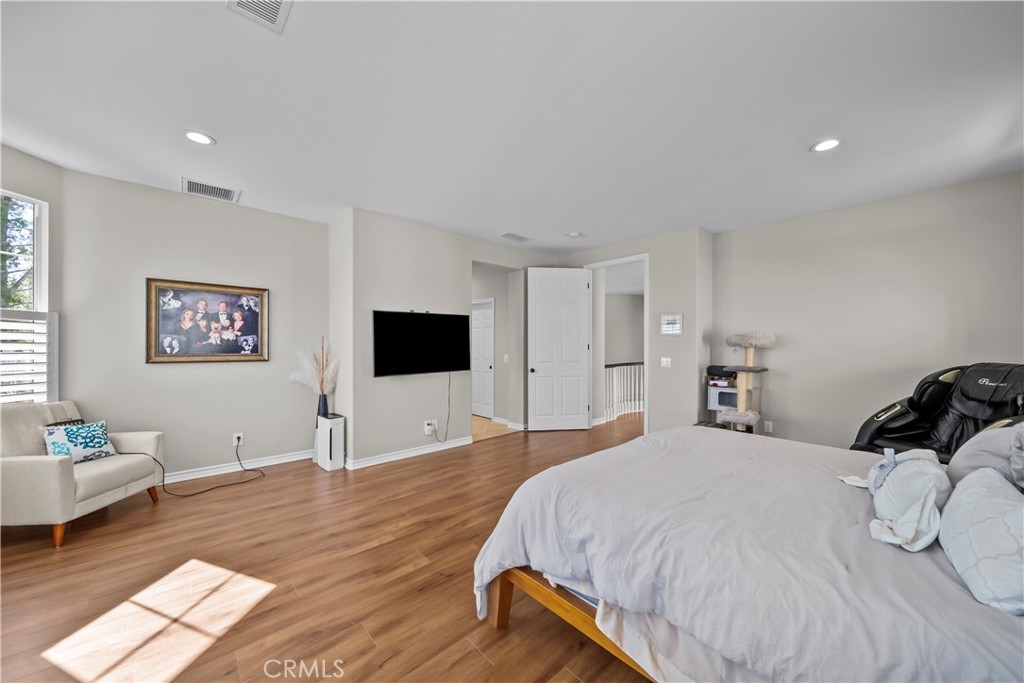 23912 Lakeside Road Valencia, CA 91355 - Photo 44 of 75