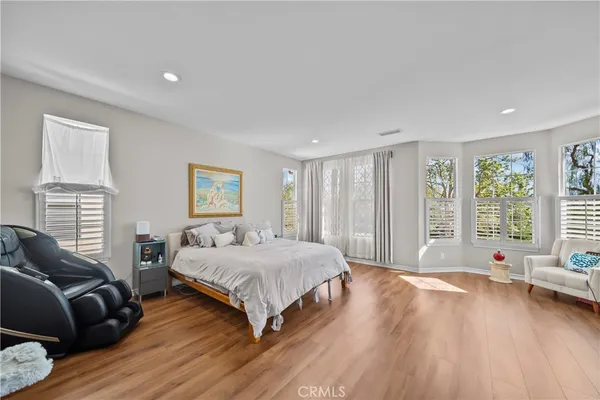 $1,298,800 | 23912 Lakeside Road, Valencia, CA 91355