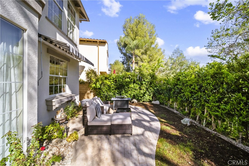 23912 Lakeside Road Valencia, CA 91355 - Photo 63 of 75