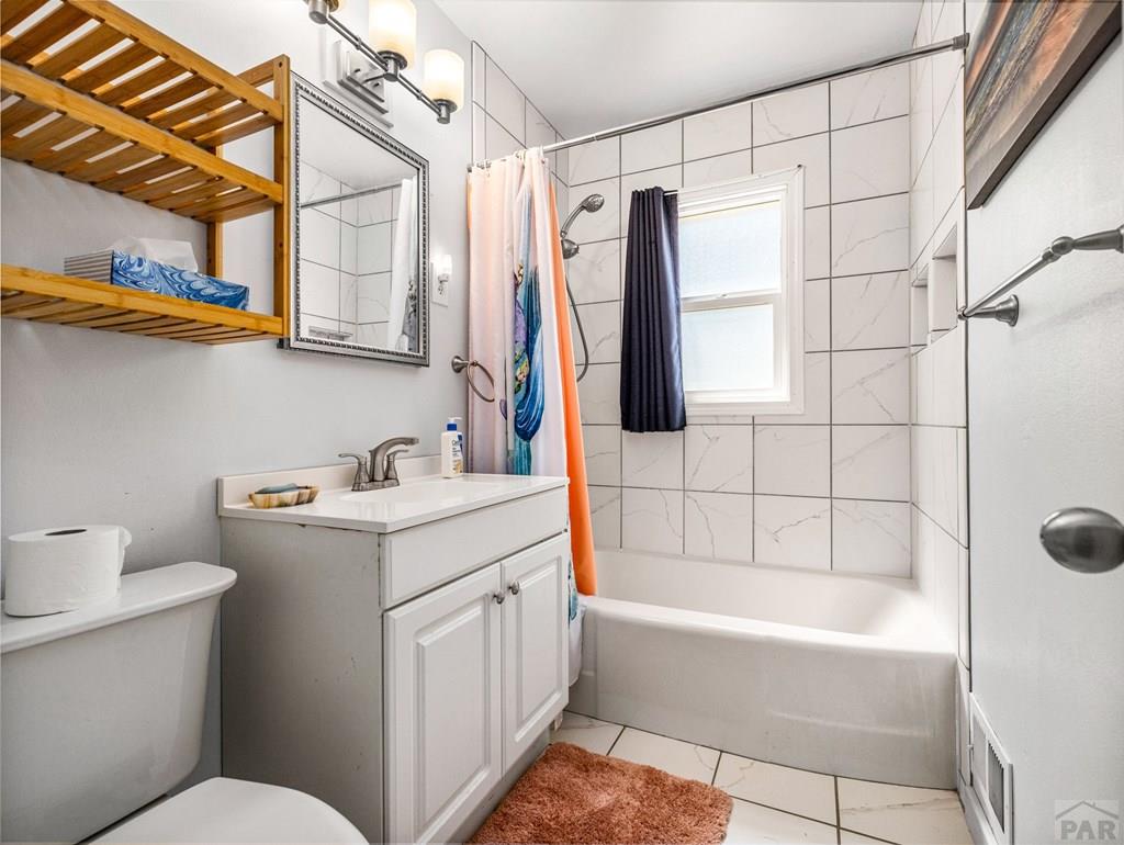2227 Coronado Road Pueblo, CO 81003 - Photo 22 of 30