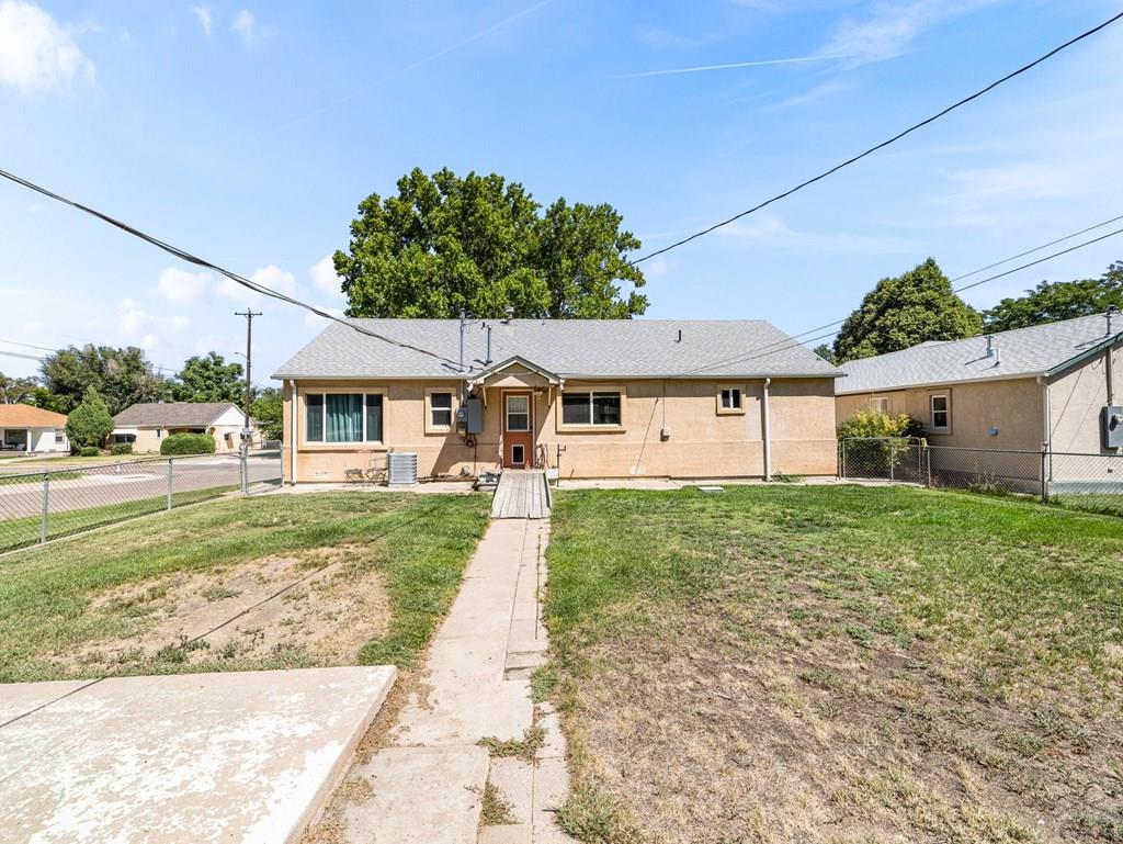 2227 Coronado Road Pueblo, CO 81003 - Photo 23 of 30