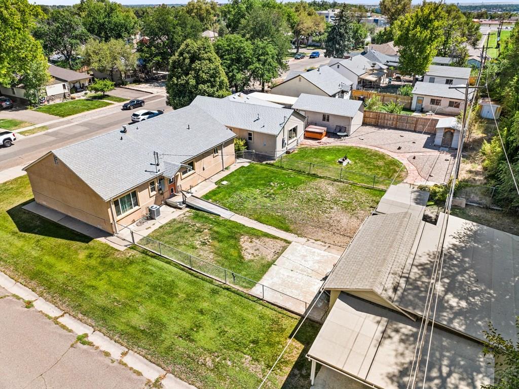 2227 Coronado Road Pueblo, CO 81003 - Photo 3 of 30