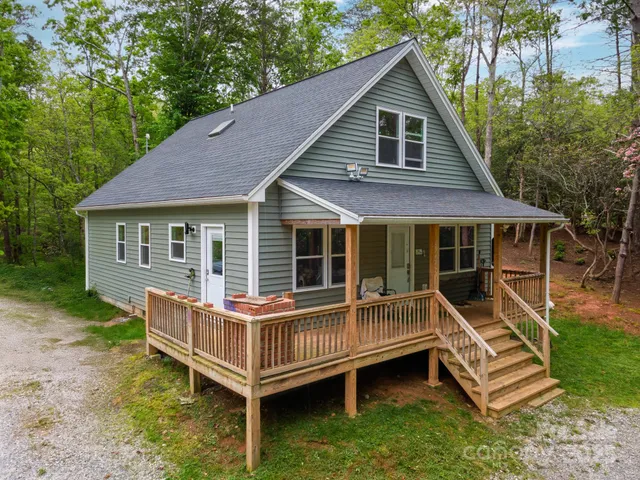 $355,000 | 48 Rose Creek Cove Road, Franklin, NC 28734