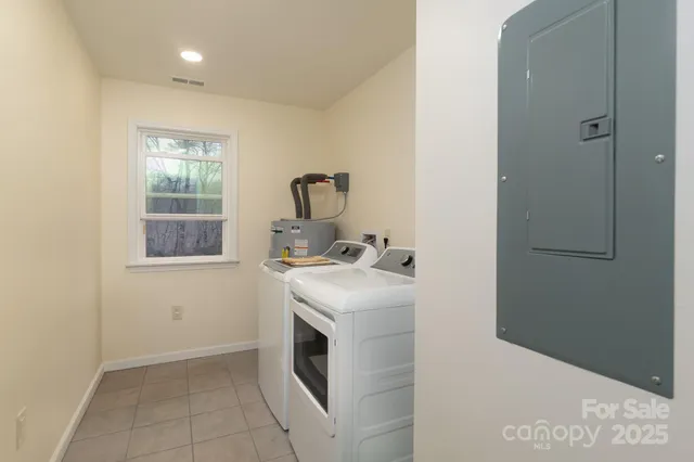 $355,000 | 48 Rose Creek Cove Road, Franklin, NC 28734