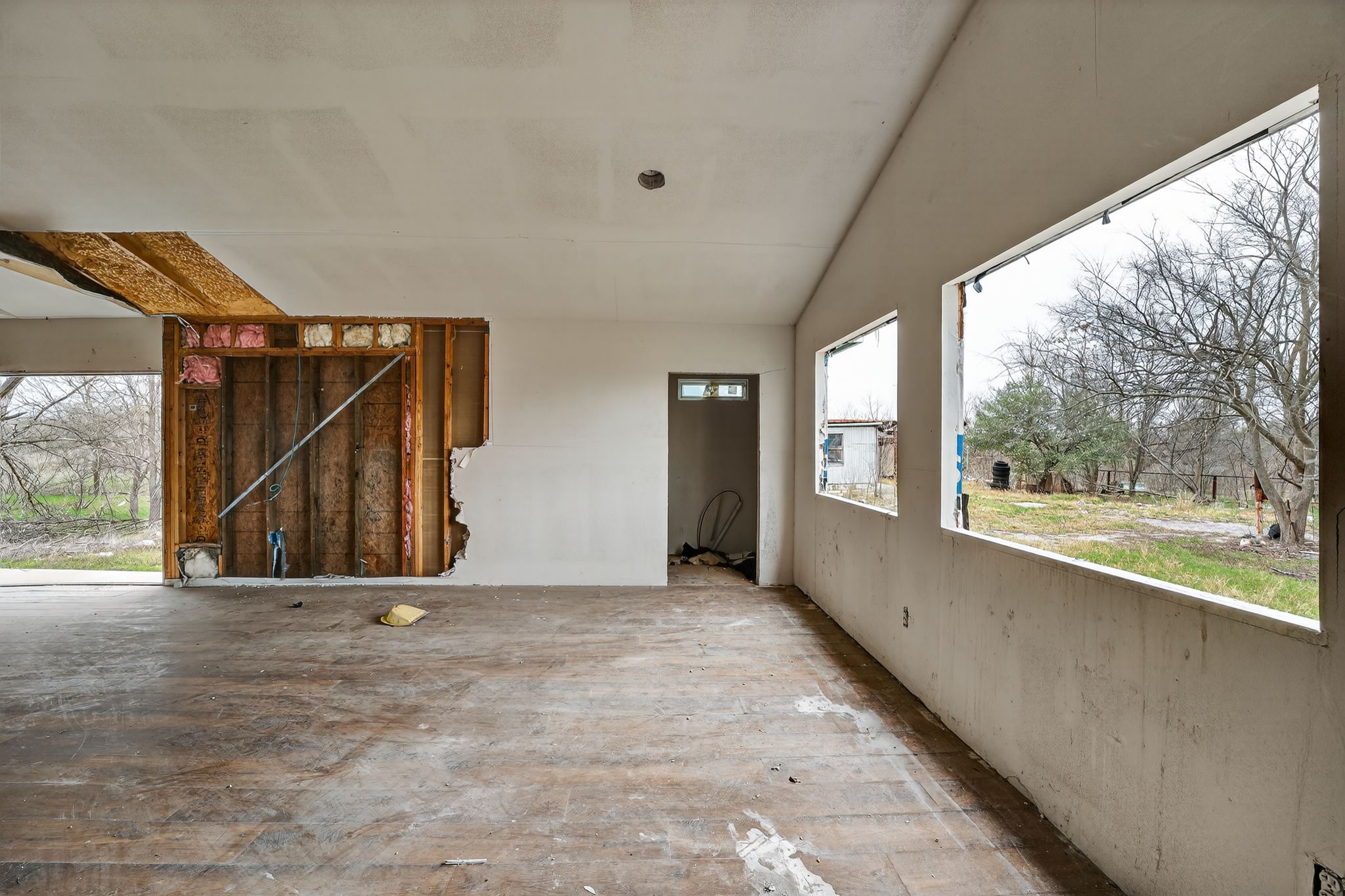 11223 Tom Sassman Road Austin, TX 78747 - Photo 22 of 40 View of patio