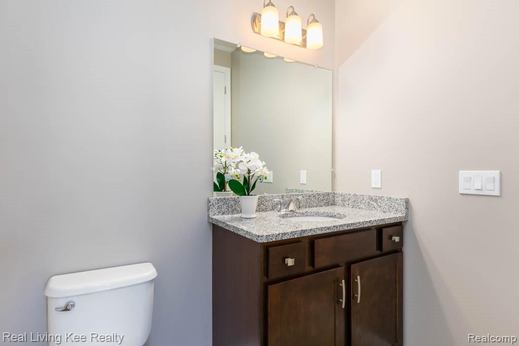 2715 Brook View Lane Troy, MI 48085 - Photo 21 of 41