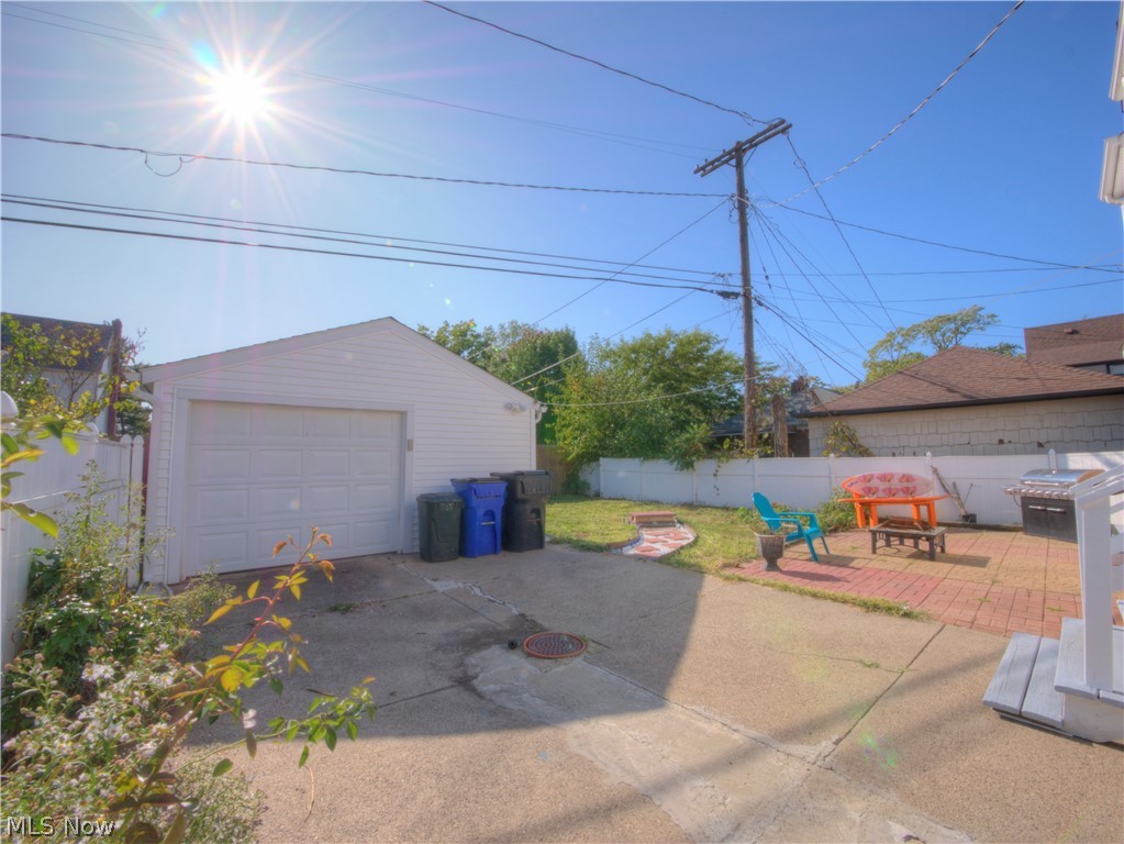 17202 Tarrymore Road Cleveland, OH 44119 - Photo 30 of 32 Gallery Image 30