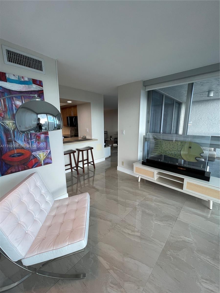 2655 Collins Avenue, Unit 1906 Miami Beach, FL 33140 - Photo 16 of 35 THE DEN/ SMALL OFFICE